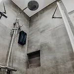 Premium 4br Apartment, Stunning Views Overlooking The Station Апартаменты Кобленц