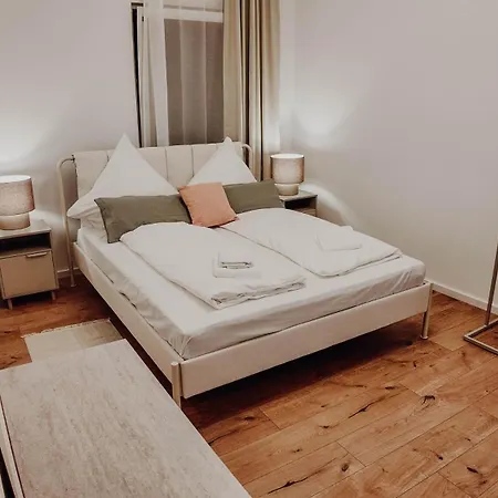 Premium 4br Apartment, Stunning Views Overlooking The Station Apartment Koblenz (Rhineland-Palatinate)