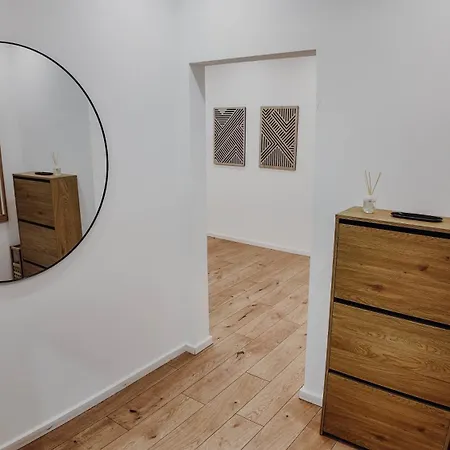 Apartmán Premium 4br Apartment, Stunning Views Overlooking The Station *