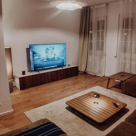 Apartmán Premium 4br Apartment, Stunning Views Overlooking The Station *