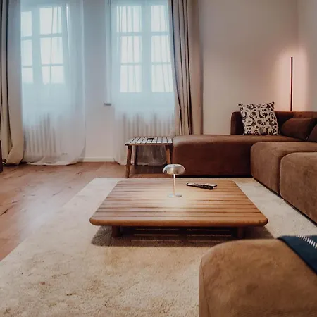 Premium 4br Apartment, Stunning Views Overlooking The Station Apartmán
