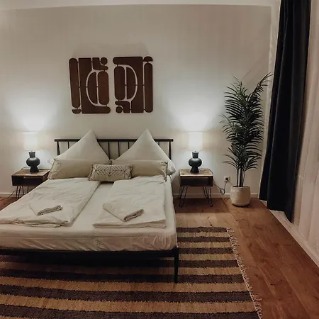 Apartmán Premium 4br Apartment, Stunning Views Overlooking The Station Koblenc
