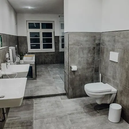 Apartmán Premium 4br Apartment, Stunning Views Overlooking The Station