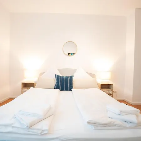 Premium 4br Apartment, Stunning Views Overlooking The Station Apartmán Koblenc