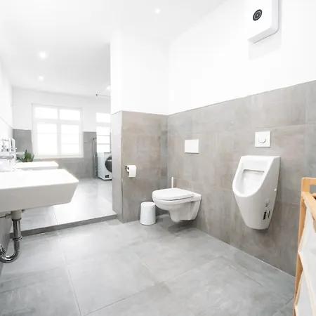 Apartmán Premium 4br Apartment, Stunning Views Overlooking The Station