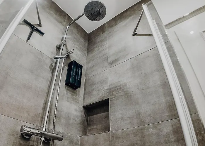 Premium 4br Apartment, Stunning Views Overlooking The Station Apartment Koblenz (Rhineland-Palatinate)