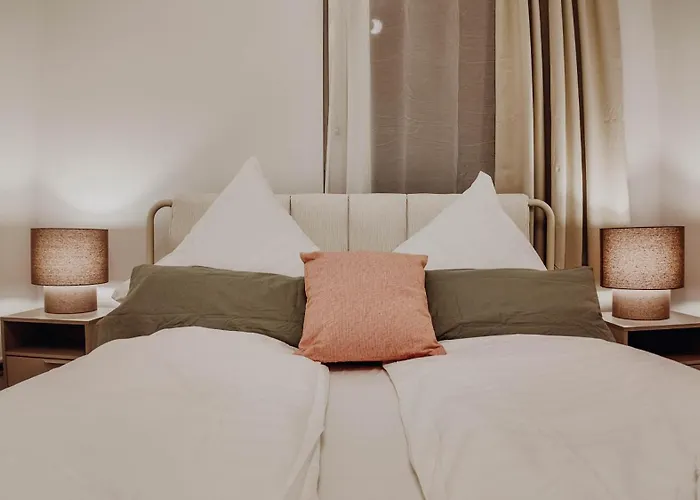 Apartment Premium 4br Apartment, Stunning Views Overlooking The Station *