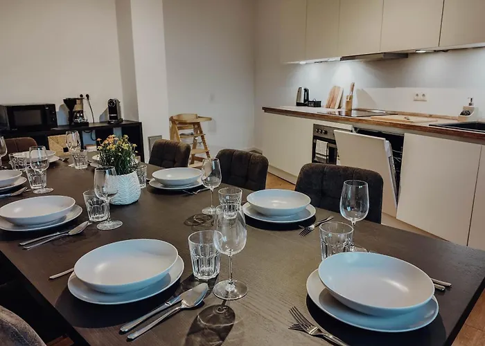 Premium 4br Apartment, Stunning Views Overlooking The Station Apartment Koblenz (Rhineland-Palatinate)